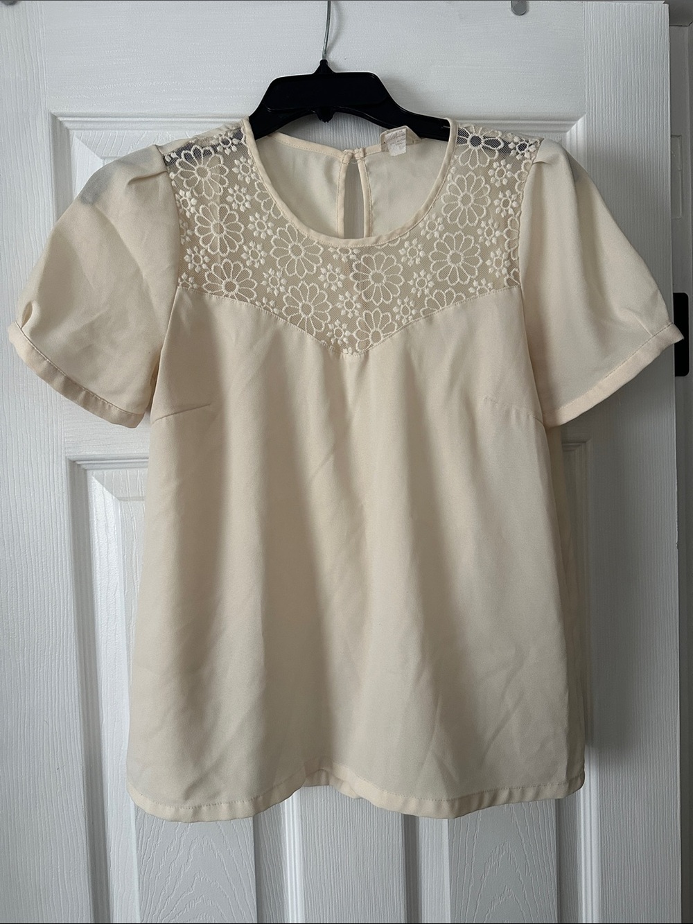Women's Cream Floral Lace Yoke Blouse
